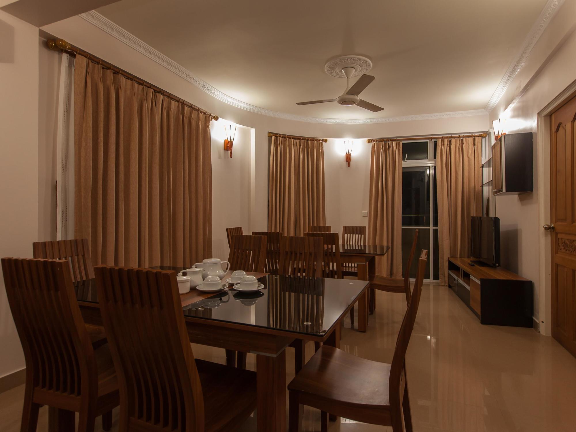 Relax Beach Inn Male Bagian luar foto